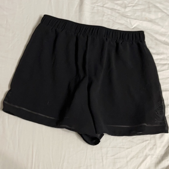 Really cute Charlotte Russe High Waist Shorts - Picture 5 of 6